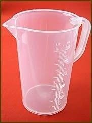 250ml plastic measuring cup