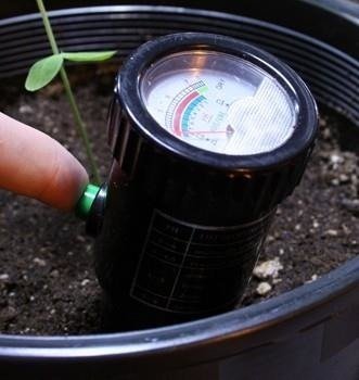 PH + humidity meter for soil